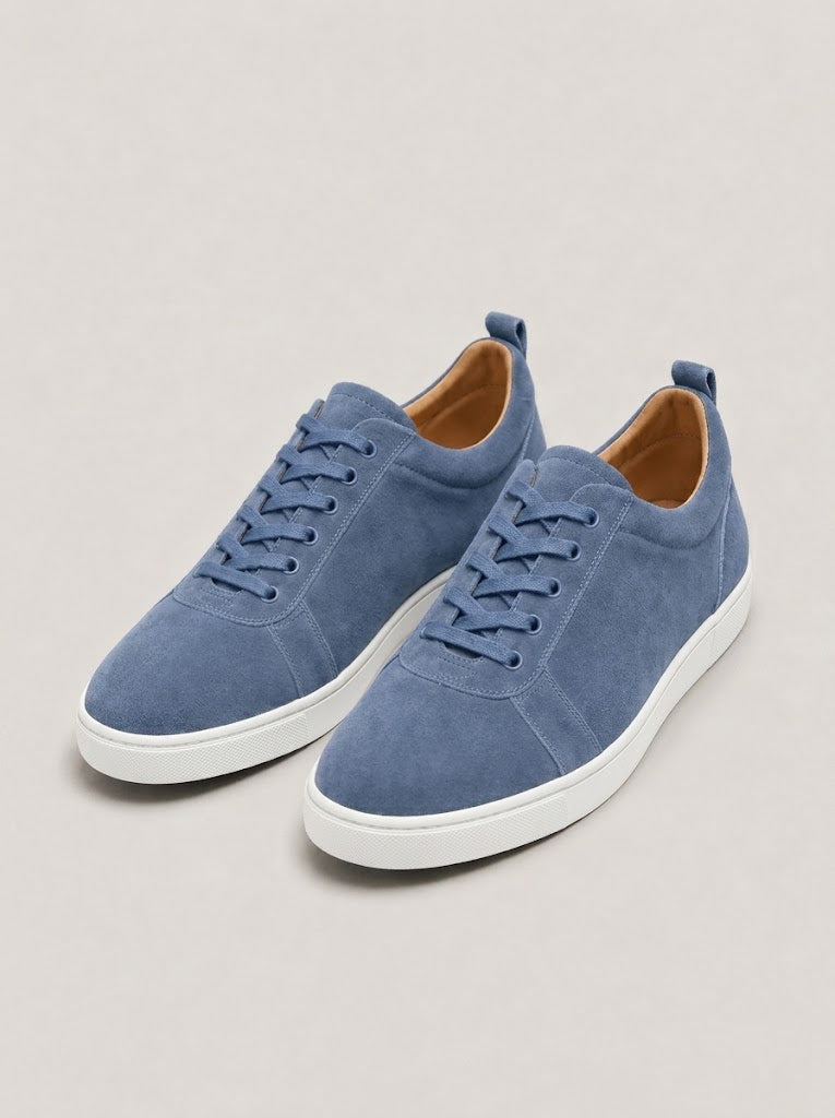 SUEDE SNEAKER
