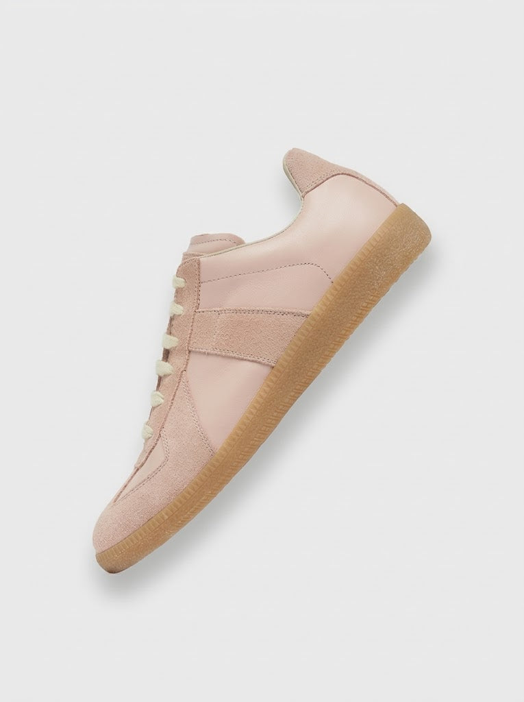 VOYAGE SNEAKER
