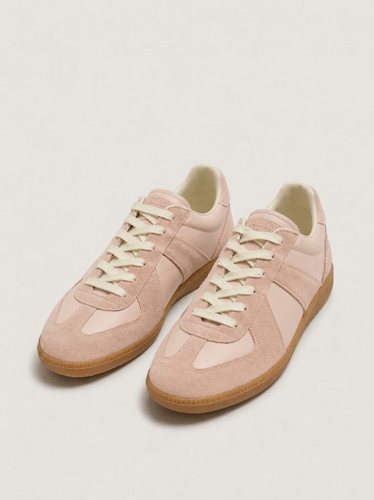 VOYAGE SNEAKER